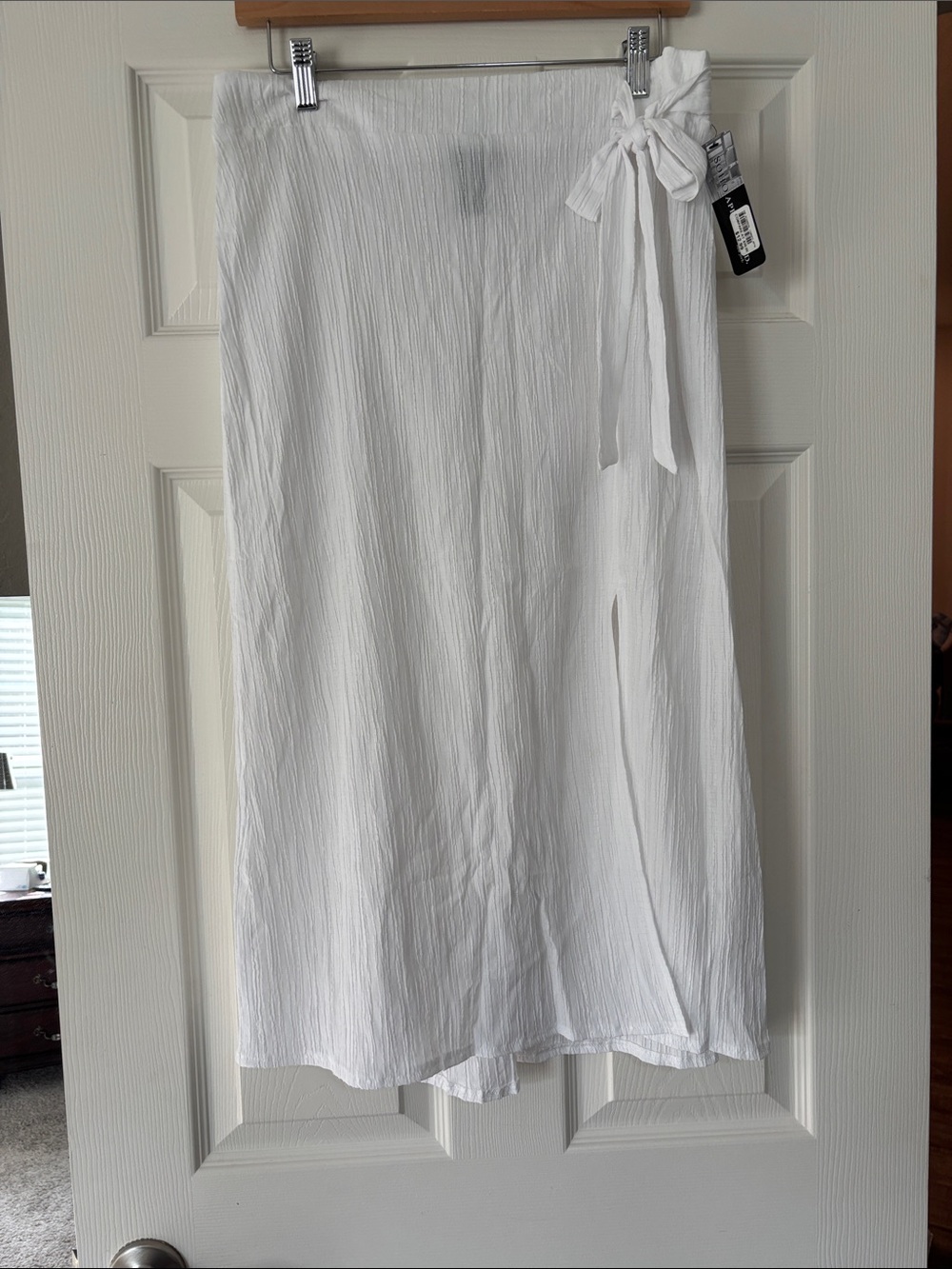 Soho White Tie-Detail Crinkle Midi Skirt